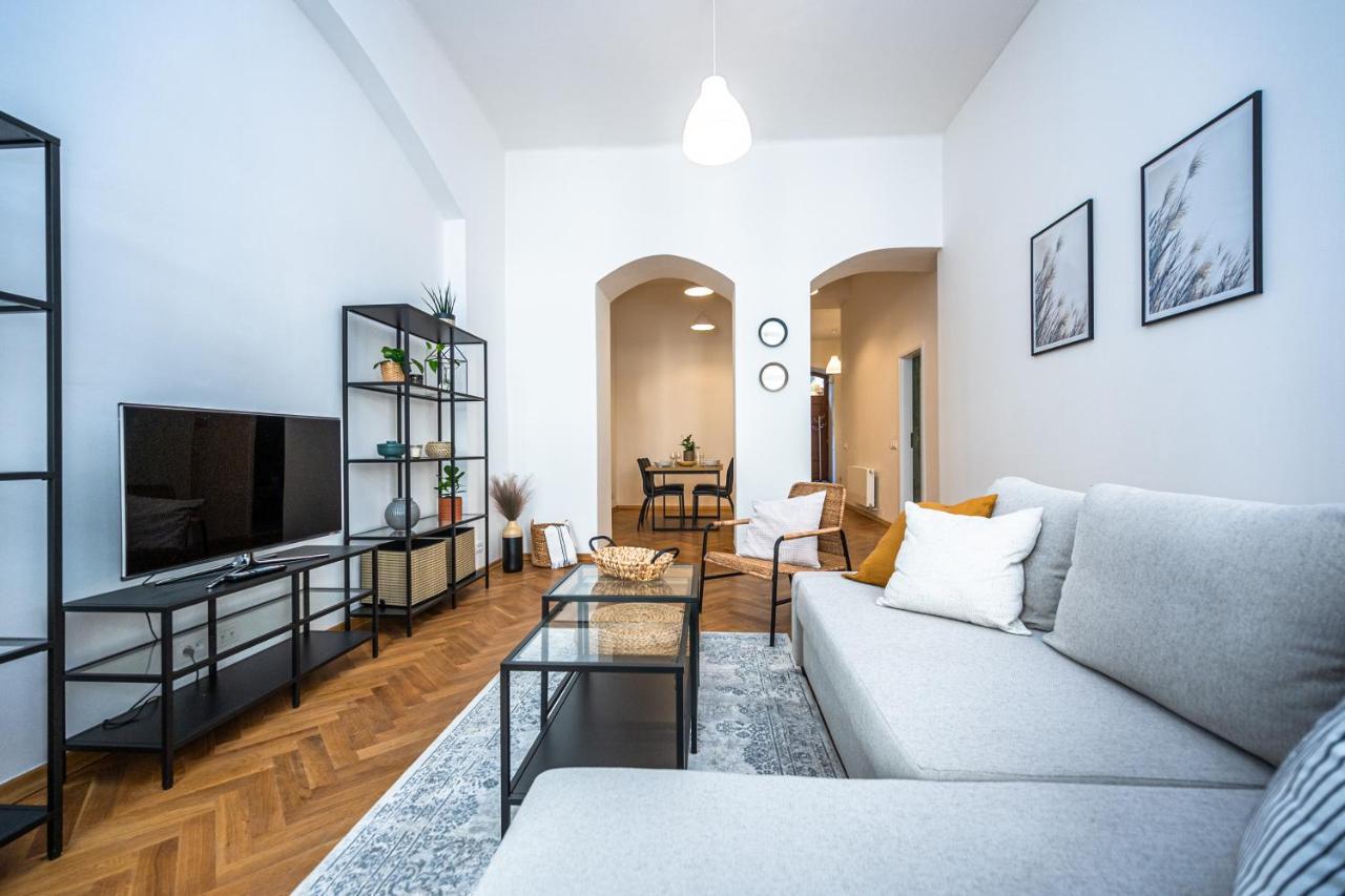 Apartment Charles In Old Town Prag